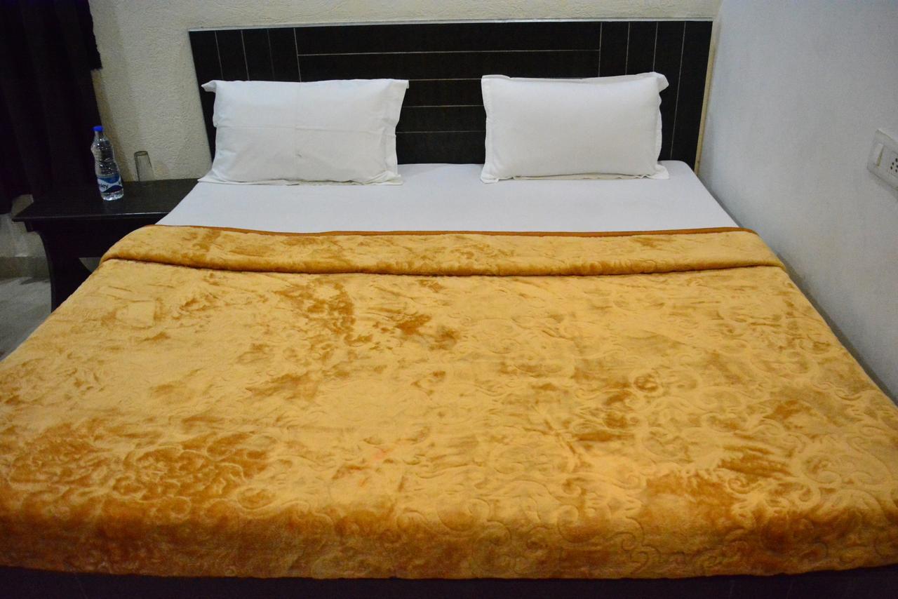 Sharma'S Bnb Amritsar Ngoại thất bức ảnh