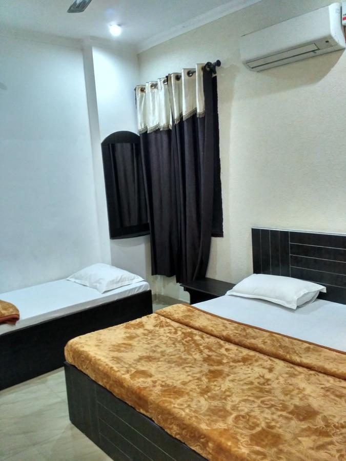 Sharma'S Bnb Hotel Amritsar Ngoại thất bức ảnh