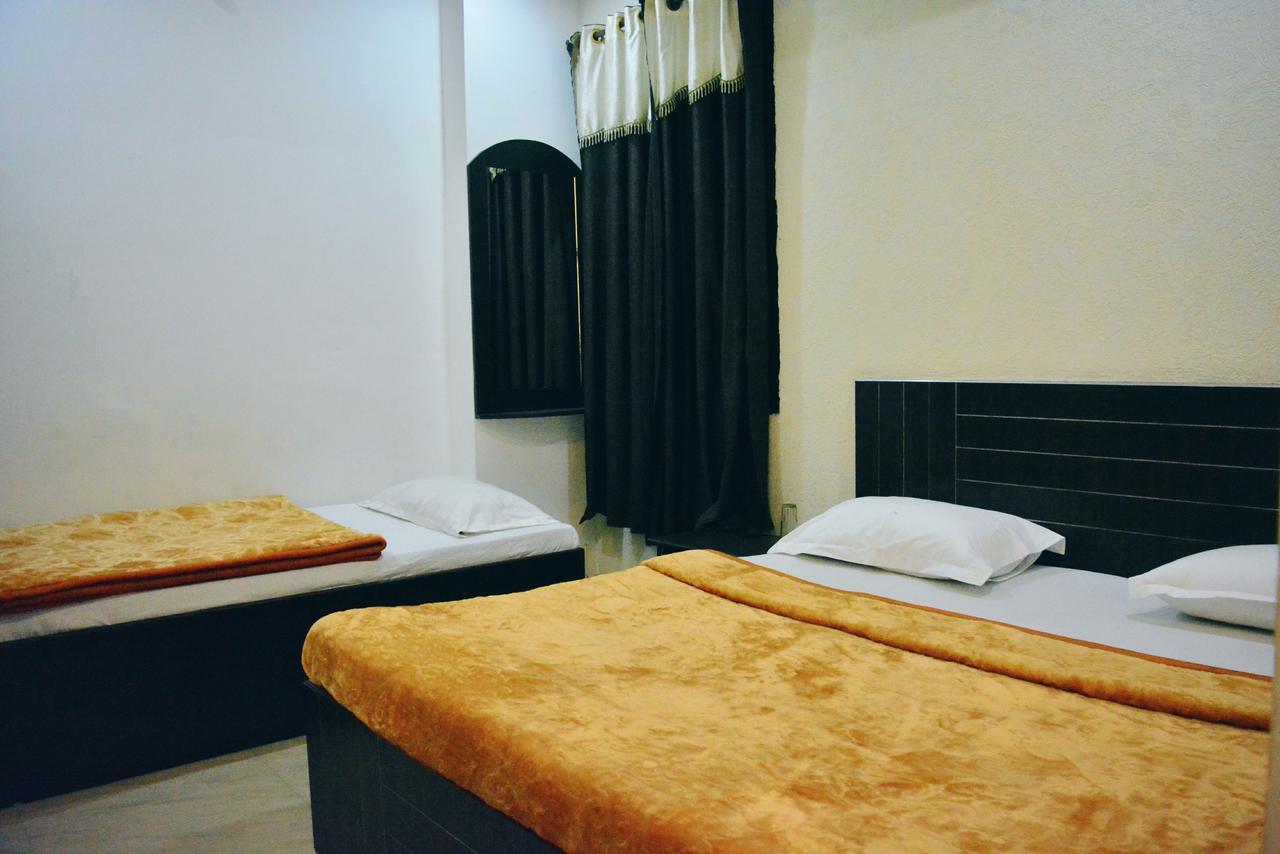 Sharma'S Bnb Hotel Amritsar Ngoại thất bức ảnh